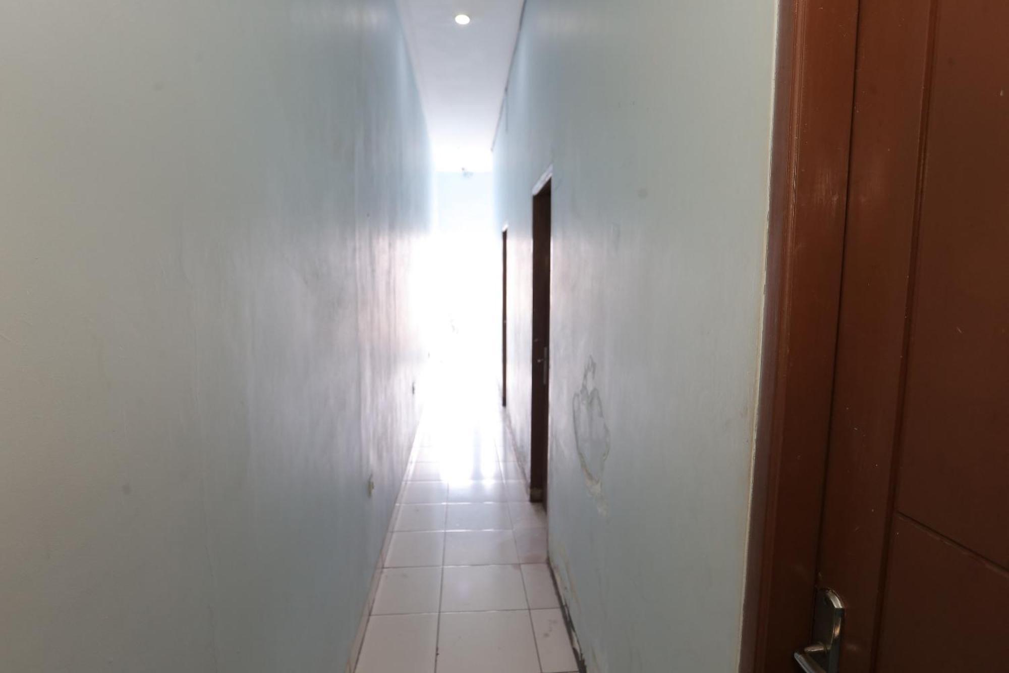 Oyo 93584 Rukotel South Tangerang ภายนอก รูปภาพ